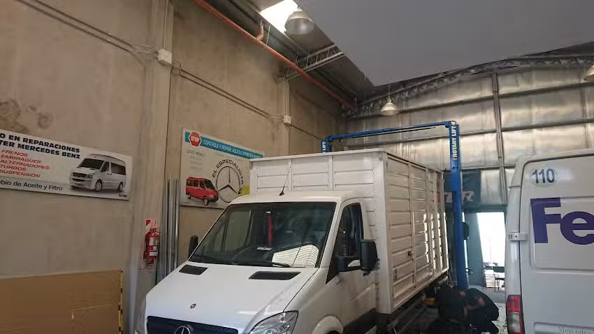 Taller Mecánico – V.R.A Service Utilitarios