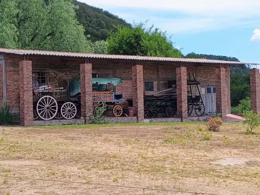 Taller Mecánico y Gomería Auxilio 24 Hs