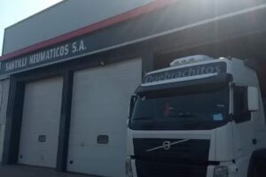 Truck Center Santilli Neumáticos S. A.