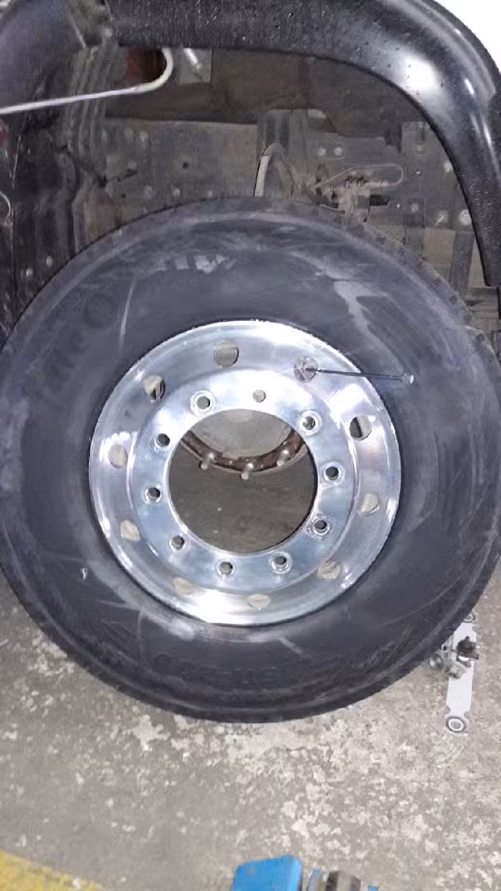 Truck Center – Santilli Neumáticos S.A.