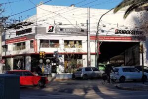 Valle Grande Neumáticos