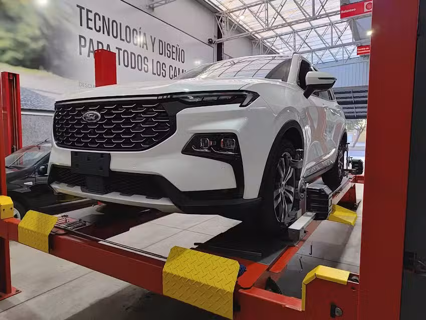 Veglia Neumáticos Monseñor Pablo Cabrera 4482